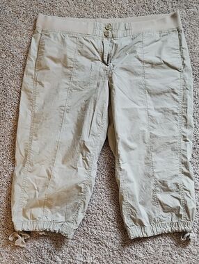 New York & Company Khaki Cotton Pants - Beige/Tan